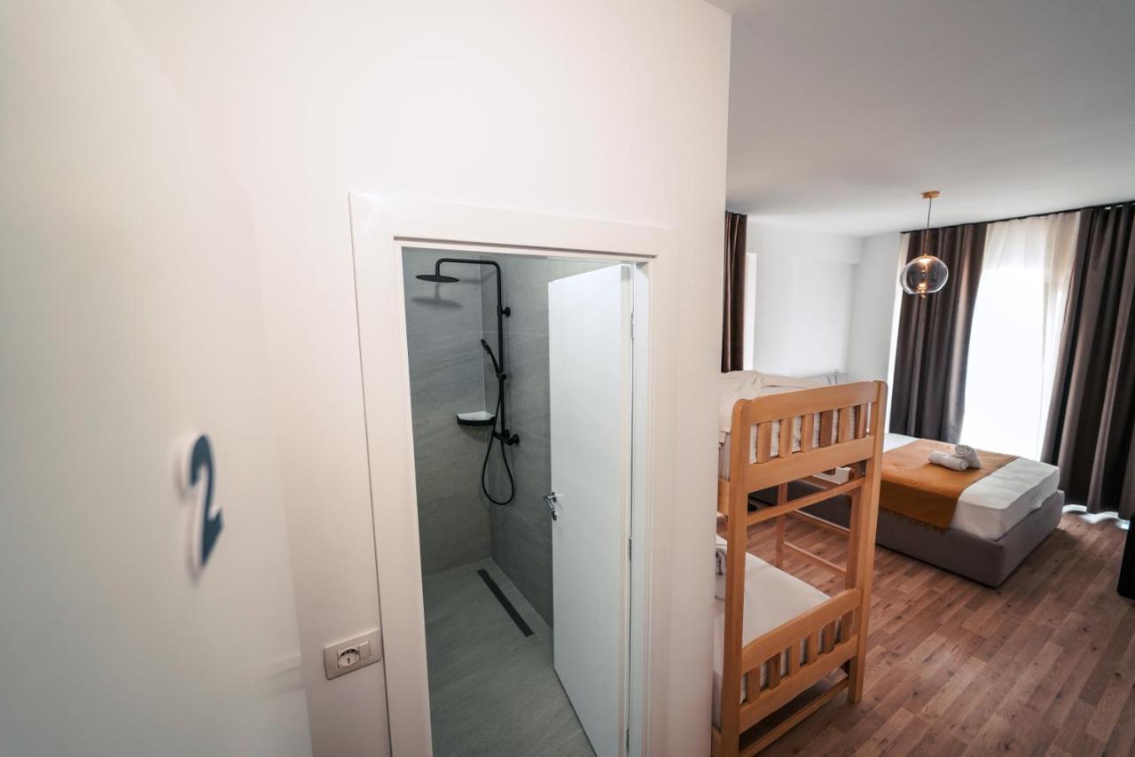 Mia Marine Rooms Himarë Eksteriør billede